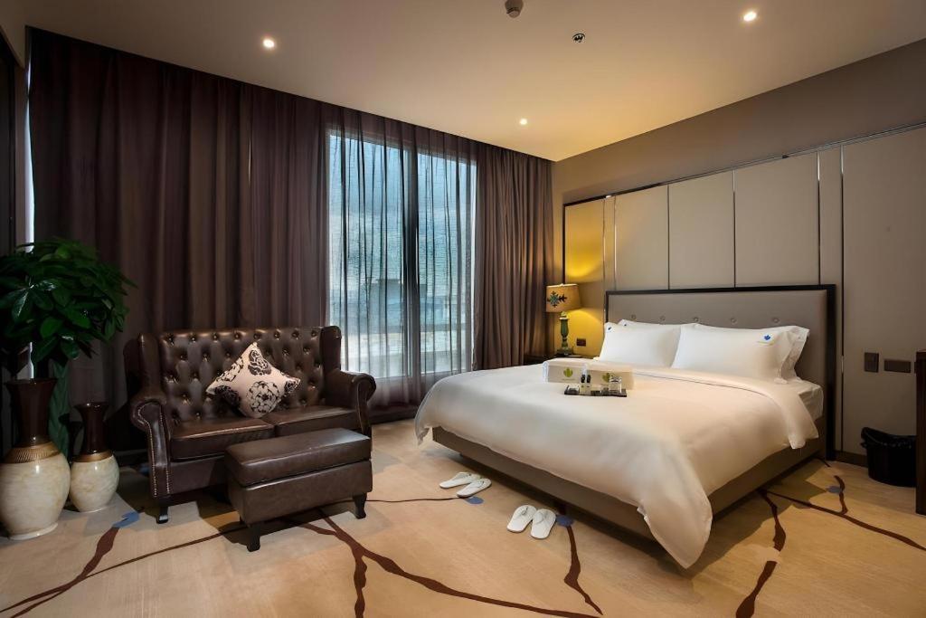 Lotus Blu Hotel Легазпи Екстериор снимка