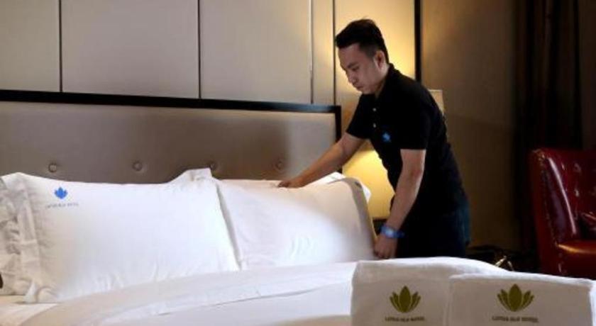 Lotus Blu Hotel Легазпи Екстериор снимка