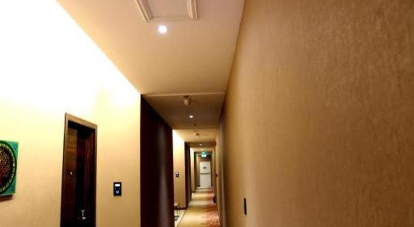 Lotus Blu Hotel Легазпи Екстериор снимка